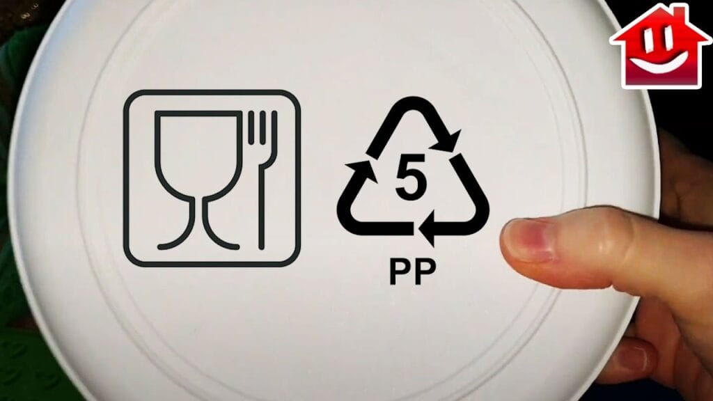 Чем можно заменить пластиковую посуду?