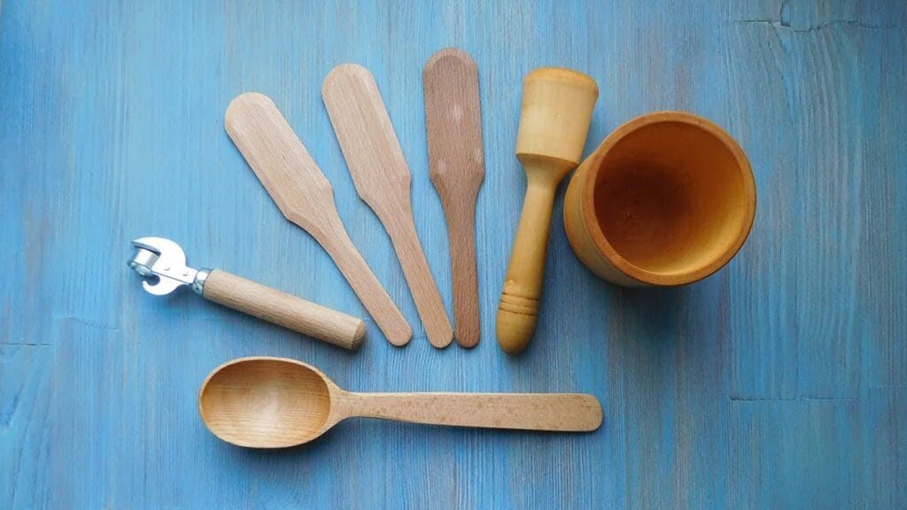 Чем смазывать деревянную посуду?