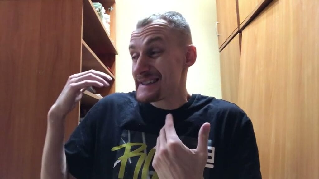 Можно ли отказаться от оплаченного, но не полученного товара?