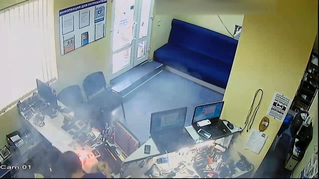 Почему взрывается литиевая батарея?