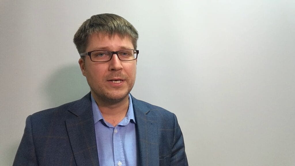 В какой срок должны заменить товар?