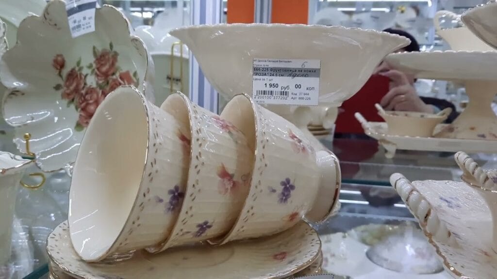 Зачем есть из красивой посуды?