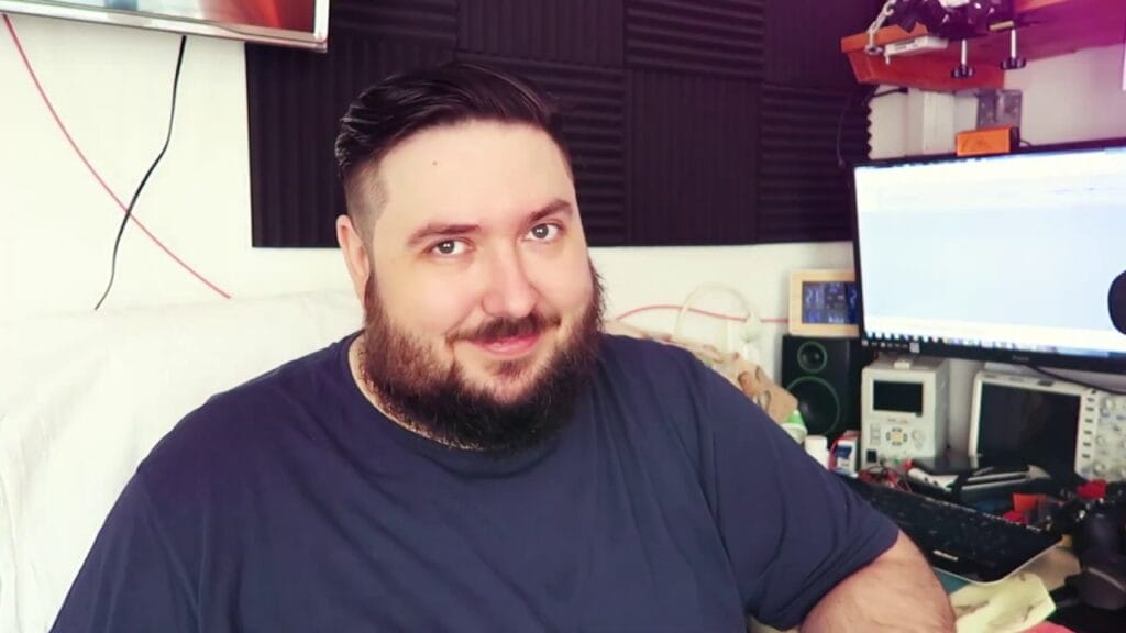 Что подразумевается под аналоговой электроникой?