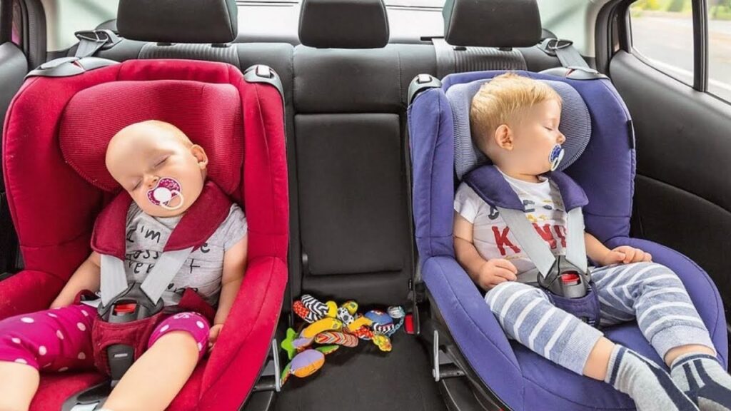 Как обеспечить безопасность ребенка в машине?