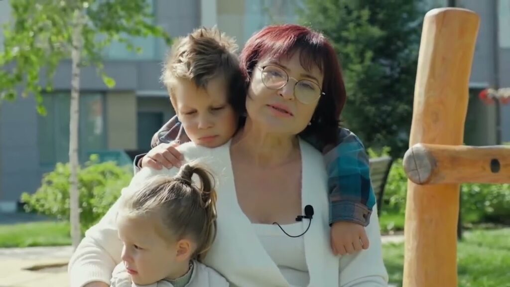 Как технологии помогают пожилым людям?