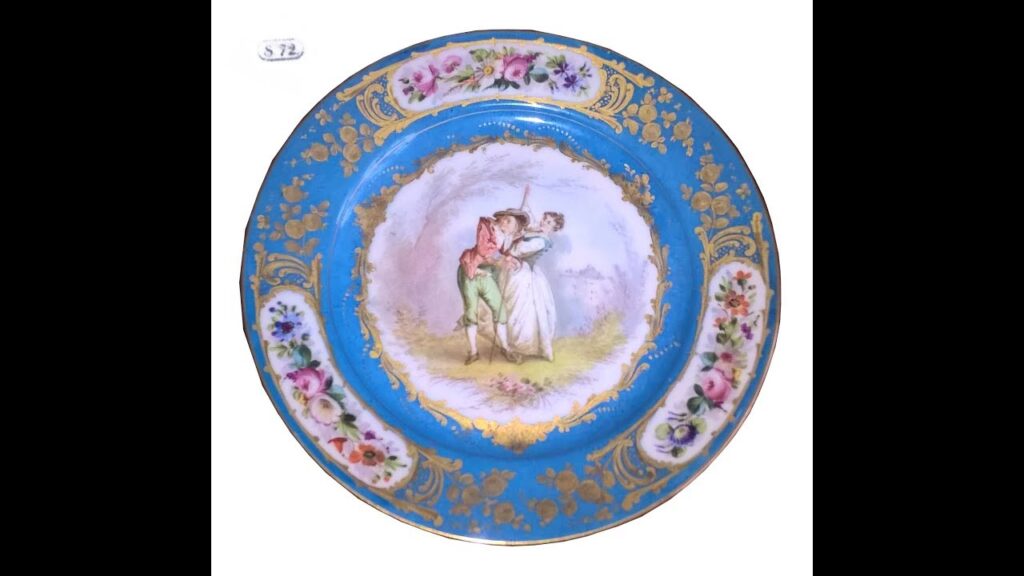 Как правильно мыть антикварную посуду?