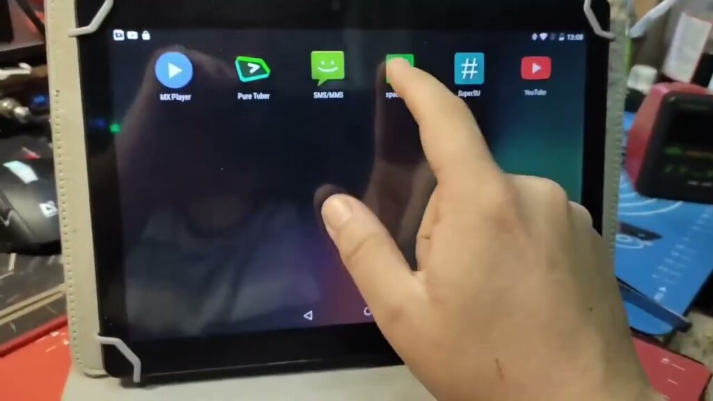 Куда девать старые телефоны и планшеты?