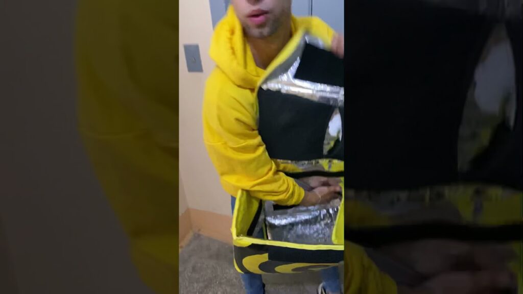 Можно ли просто оставить еду у двери?